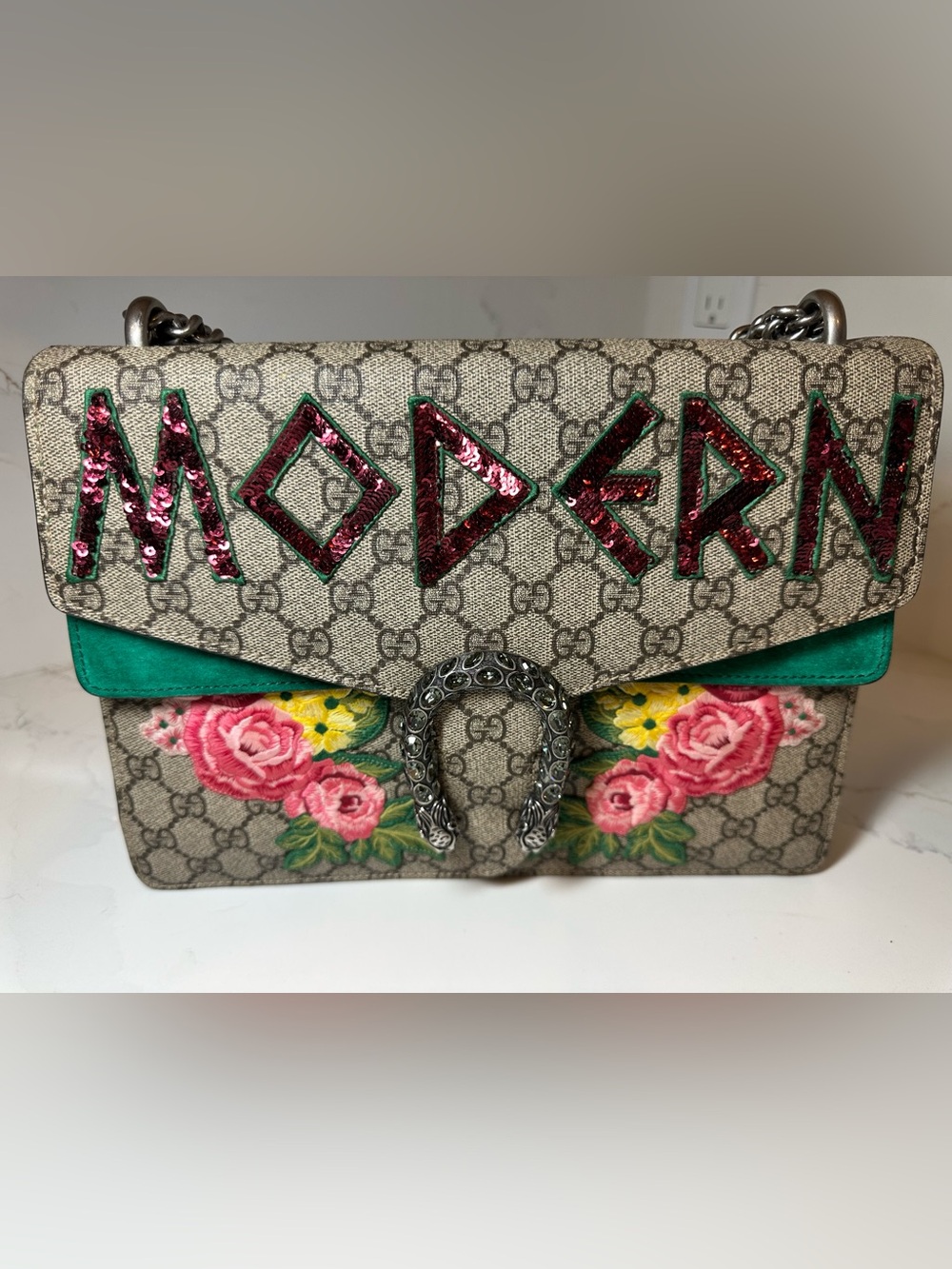 Modern Dionysus Medium GG Supreme Monogram Shoulder Bag